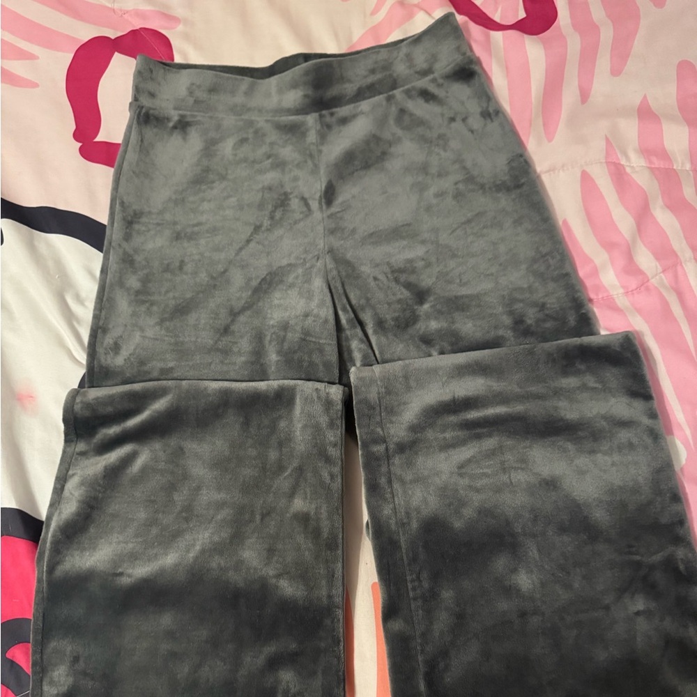 H&M Pans. Size 18. 13/14Y. Perfect Condition.